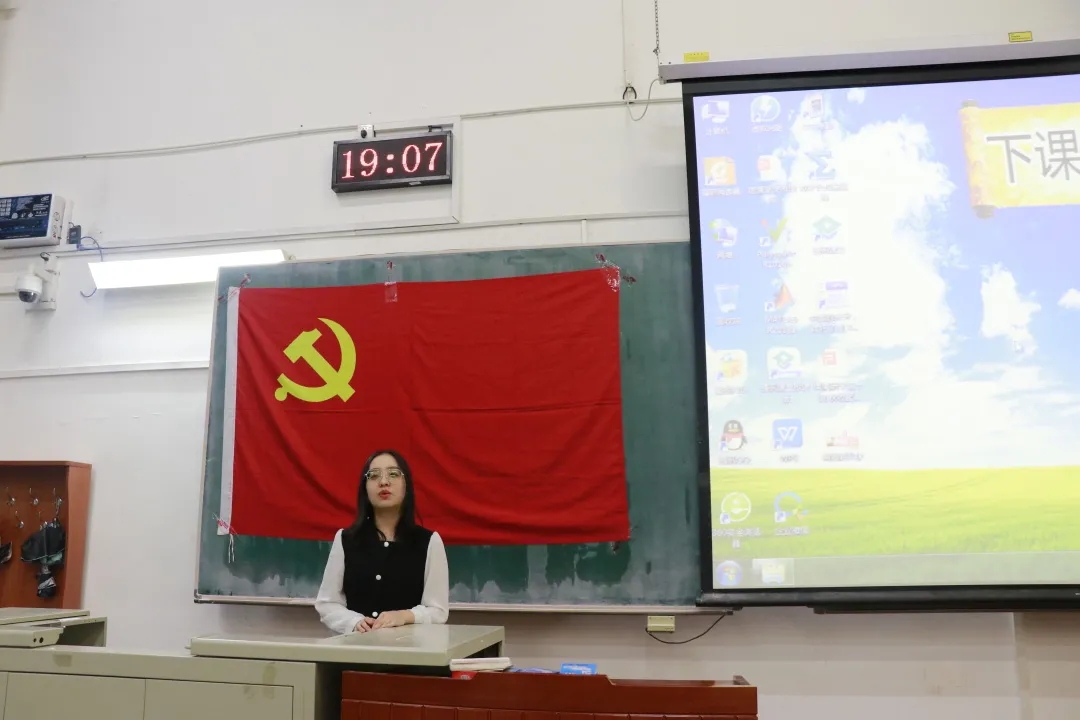 81aec1e811a447c380e1ee38d9cb8dfa.jpg ???.jpg